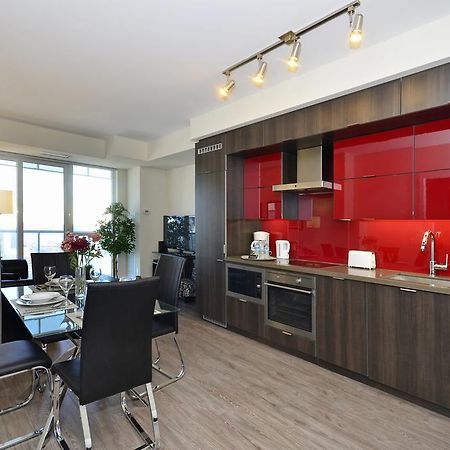 Atlas Suites - Cn Tower & Convention Centre Торонто Номер фото