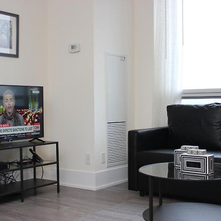 Atlas Suites - Cn Tower & Convention Centre Торонто Екстер'єр фото
