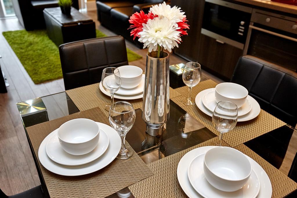 Atlas Suites - Cn Tower & Convention Centre Торонто Екстер'єр фото