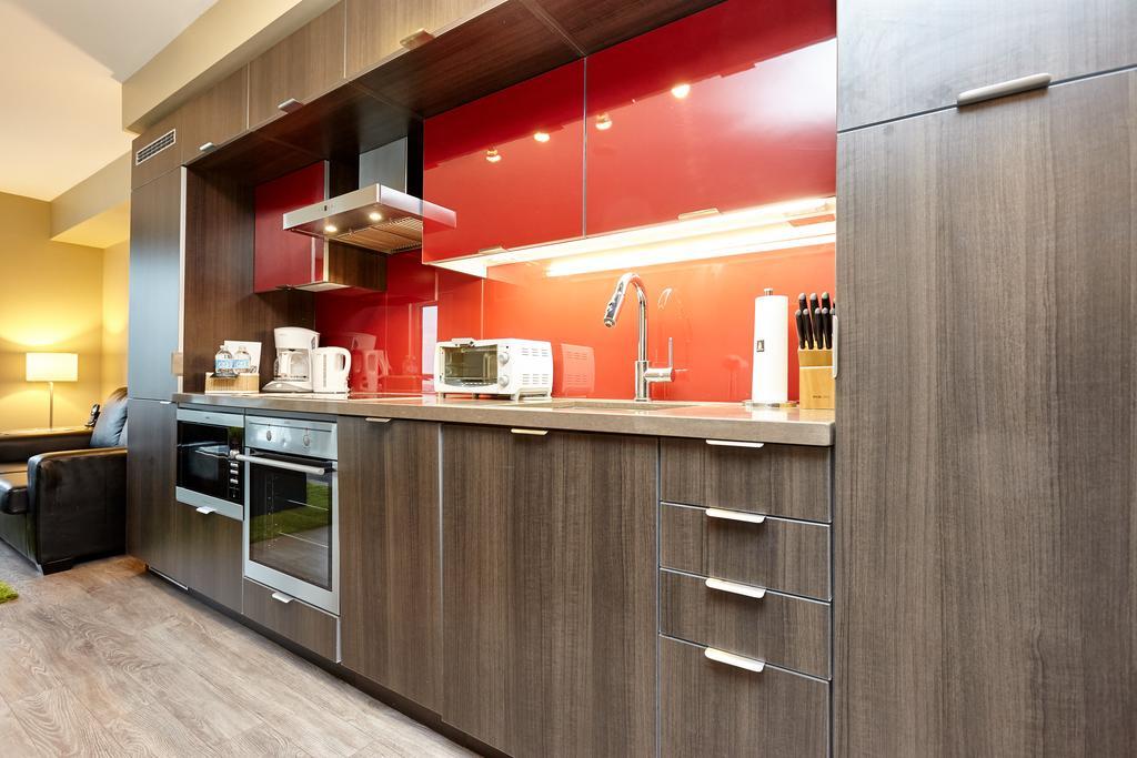 Atlas Suites - Cn Tower & Convention Centre Торонто Екстер'єр фото